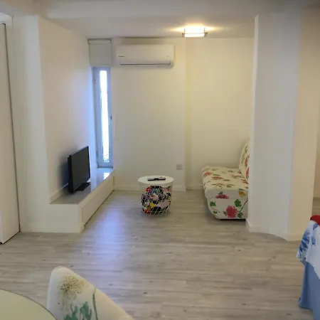 Red Cozy Λεμεσός